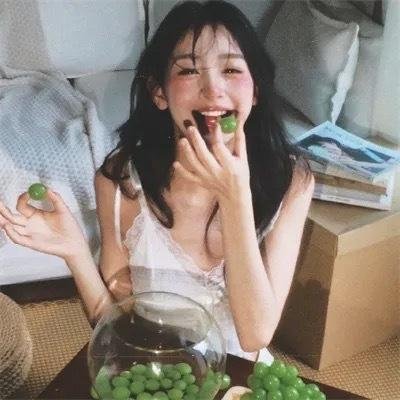 蓝色长袍